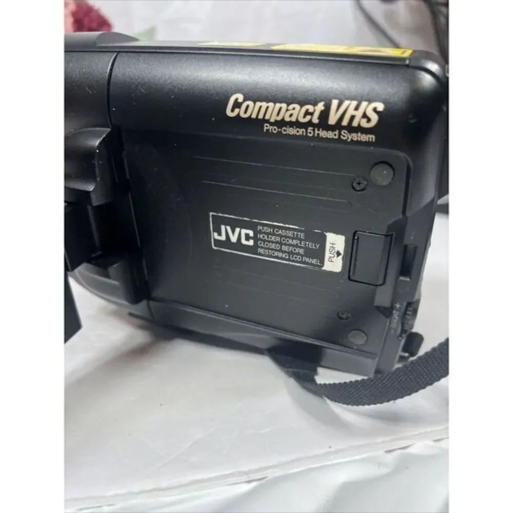JVC GR-AXM210U Camcorder Not‎ Tested Parts Only